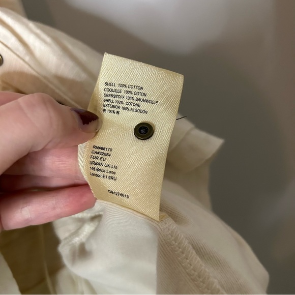 Anthropologie Pilcro Chrissy Babydoll Ruffle Cream Top - Picture 4 of 7